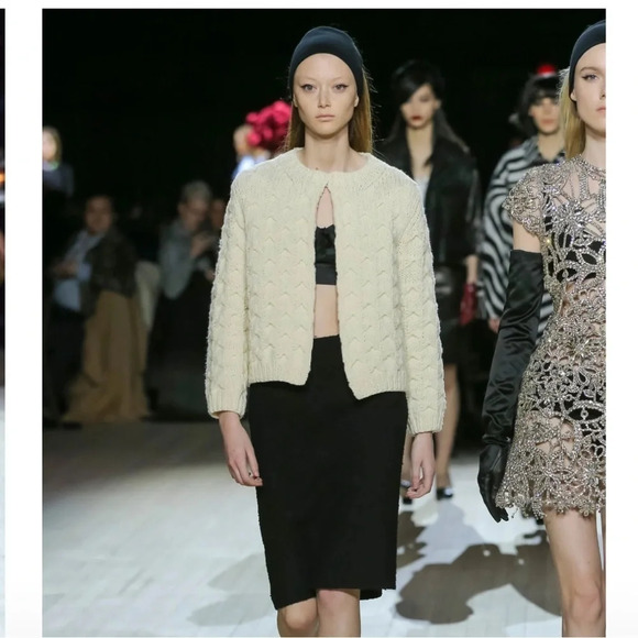 Runway Marc Jacobs | DOUBLE-FACE BOUCLE PENCIL WOOL A-line SKIRT - Picture 2 of 12